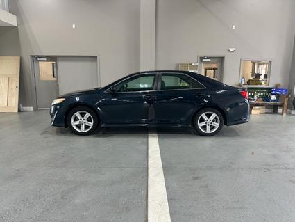 2013 Toyota Camry Manchester IA
