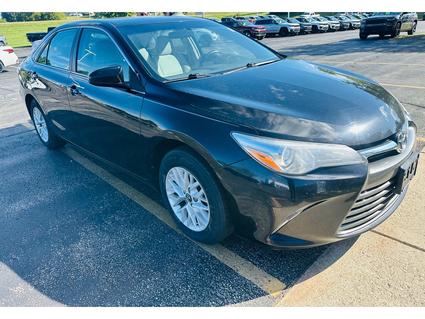 2016 Toyota Camry Slinger WI
