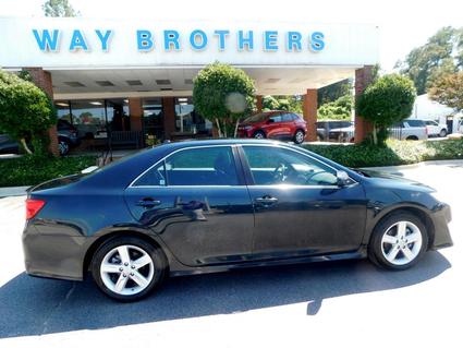 2014 Toyota Camry Hawkinsville GA