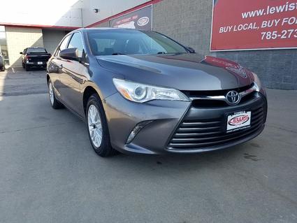 2017 Toyota Camry Topeka KS