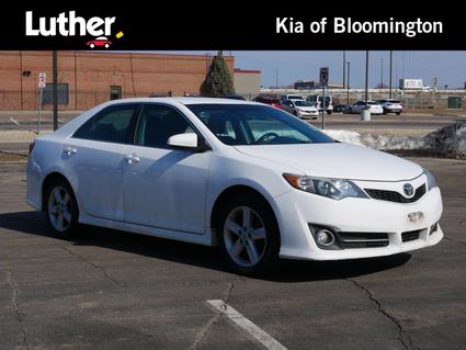 2013 Toyota Camry Minneapolis MN