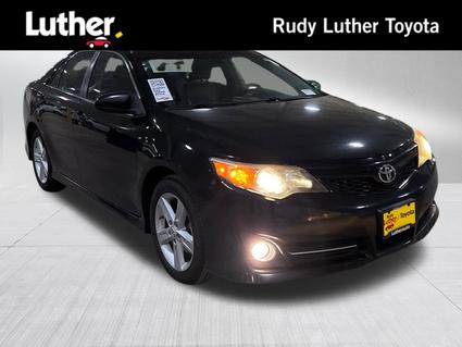 2013 Toyota Camry Minneapolis MN