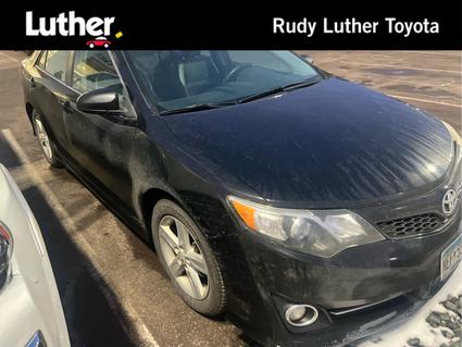 2013 Toyota Camry Minneapolis MN