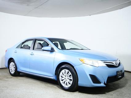 2013 Toyota Camry Minneapolis MN