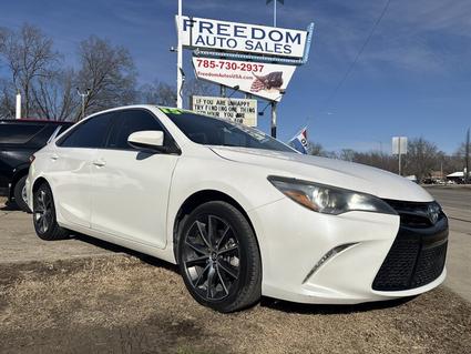 2015 Toyota Camry Topeka KS