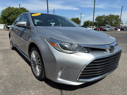 2018 Toyota Avalon Dodge City KS