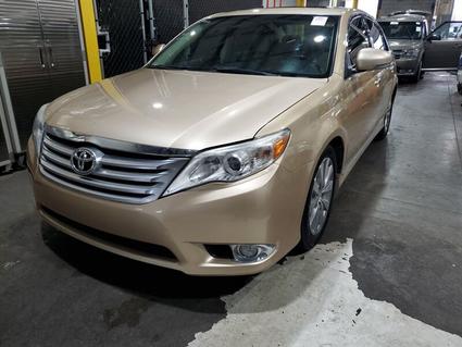 2012 Toyota Avalon Topeka KS
