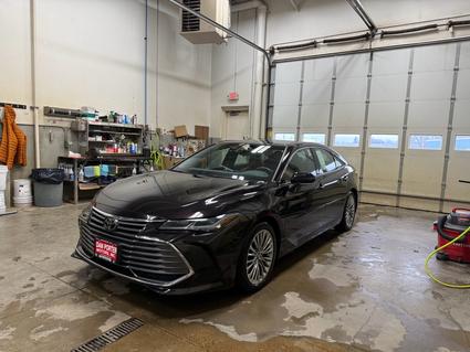 2019 Toyota Avalon Dickinson ND