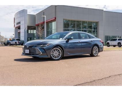 2019 Toyota Avalon Hernando MS