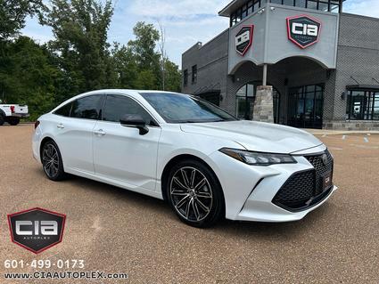2019 Toyota Avalon Madison MS