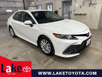 2022 Toyota Camry Devils Lake ND