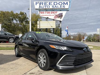 2022 Toyota Camry Hybrid Topeka KS