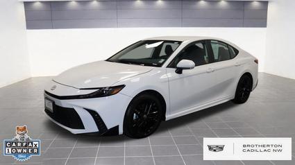 2025 Toyota Camry Hybrid  