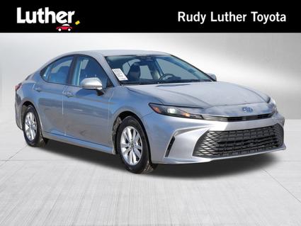 2025 Toyota Camry Hybrid Minneapolis MN