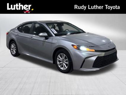 2025 Toyota Camry Hybrid Minneapolis MN