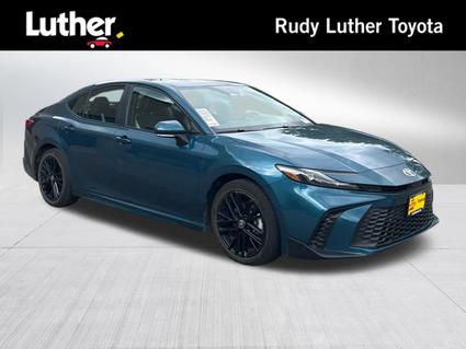 2025 Toyota Camry Hybrid Minneapolis MN