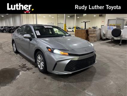 2025 Toyota Camry Hybrid Minneapolis MN