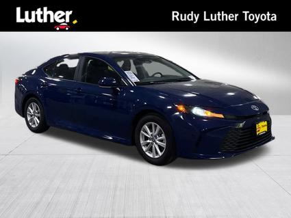 2025 Toyota Camry Hybrid Minneapolis MN