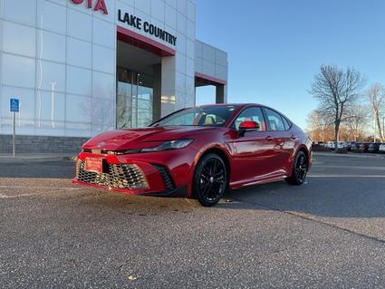 2026 Toyota Camry Hybrid Brainerd MN
