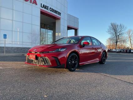 2026 Toyota Camry Hybrid Brainerd MN