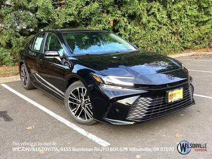 2026 Toyota Camry Hybrid Vero Beach FL