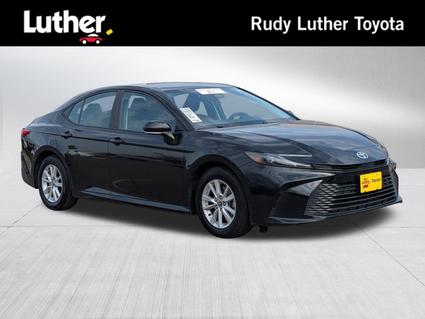 2025 Toyota Camry Hybrid Minneapolis MN