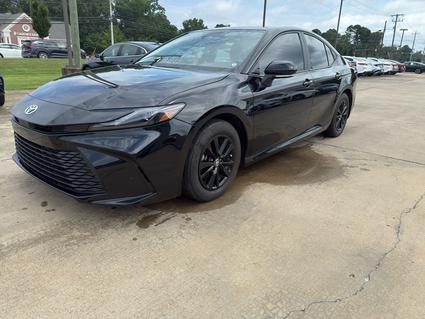 2025 Toyota Camry Hybrid Starkville MS