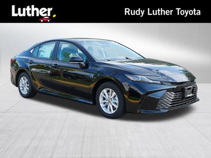 2025 Toyota Camry Hybrid Minneapolis MN