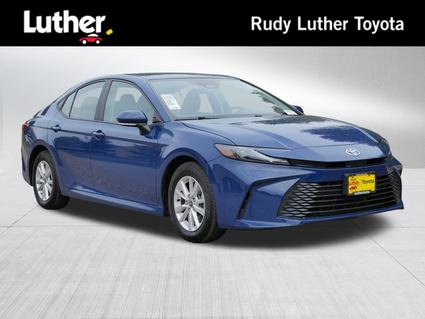 2025 Toyota Camry Hybrid Minneapolis MN