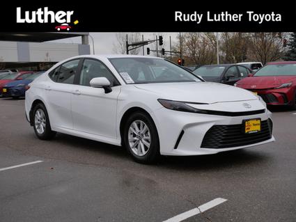 2025 Toyota Camry Hybrid Minneapolis MN