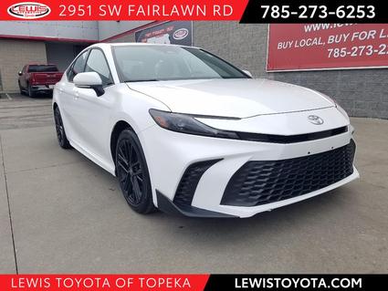 2025 Toyota Camry Hybrid Topeka KS