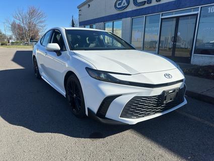 2025 Toyota Camry Hybrid Murfreesboro TN