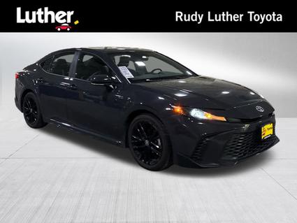 2025 Toyota Camry Hybrid Minneapolis MN