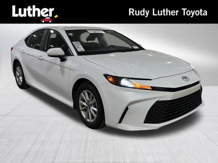 2025 Toyota Camry Hybrid Minneapolis MN