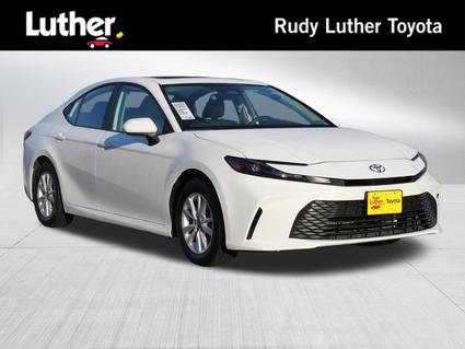 2025 Toyota Camry Hybrid Minneapolis MN