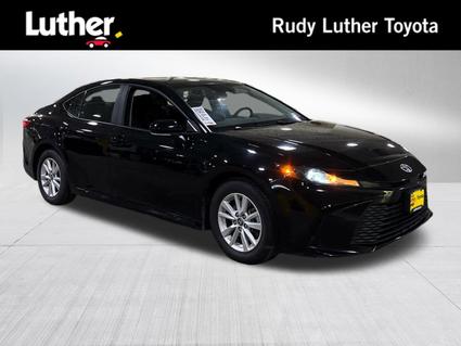 2025 Toyota Camry Hybrid Minneapolis MN