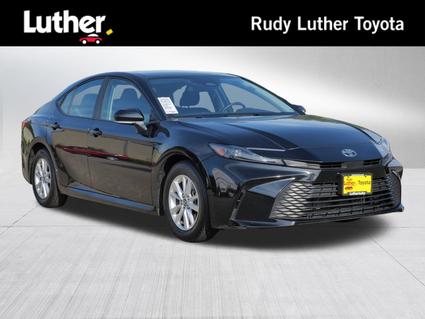 2025 Toyota Camry Hybrid Minneapolis MN