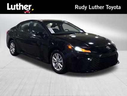 2025 Toyota Camry Hybrid Minneapolis MN