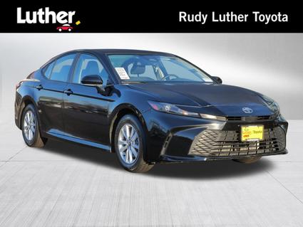 2025 Toyota Camry Hybrid Minneapolis MN