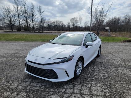 2025 Toyota Camry Hybrid Mooresville IN