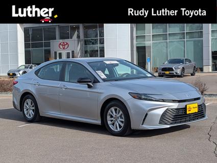 2025 Toyota Camry Hybrid Minneapolis MN