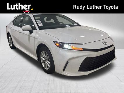 2026 Toyota Camry Hybrid Minneapolis MN