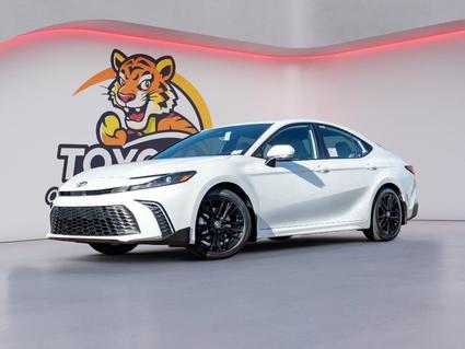 2026 Toyota Camry Hybrid Hernando MS