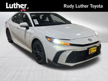 2025 Toyota Camry Hybrid Minneapolis MN