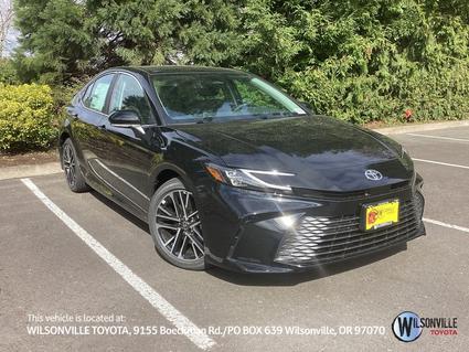 2026 Toyota Camry Hybrid Vero Beach FL