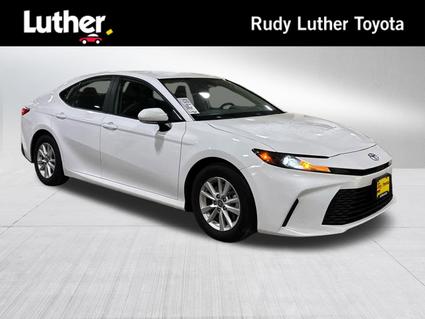 2025 Toyota Camry Hybrid Minneapolis MN