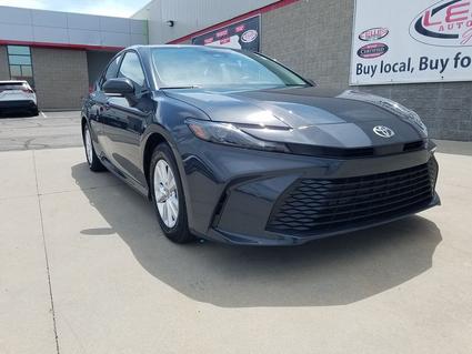 2025 Toyota Camry Hybrid Topeka KS