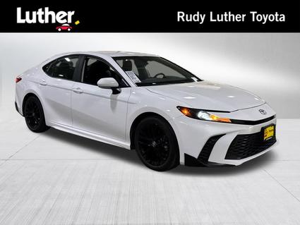 2025 Toyota Camry Hybrid Minneapolis MN