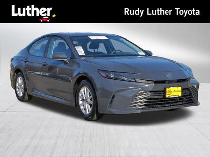 2025 Toyota Camry Hybrid Minneapolis MN