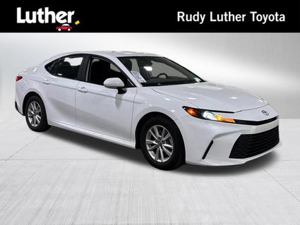 2025 Toyota Camry Hybrid Minneapolis MN